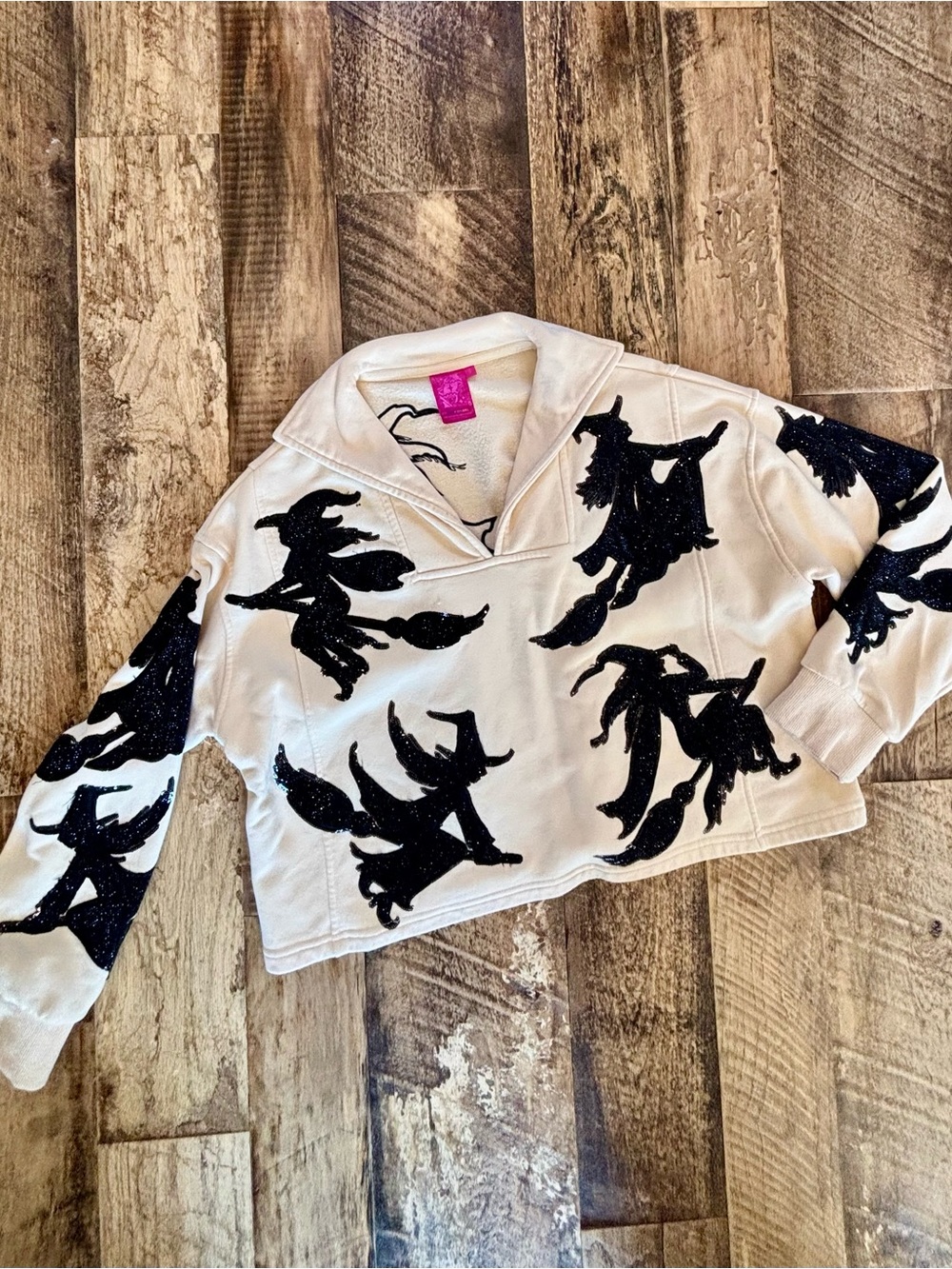 QOS Queen of Sparkles Cropped Sweater with Black Witch Silhouettes - Halloween 🎃
